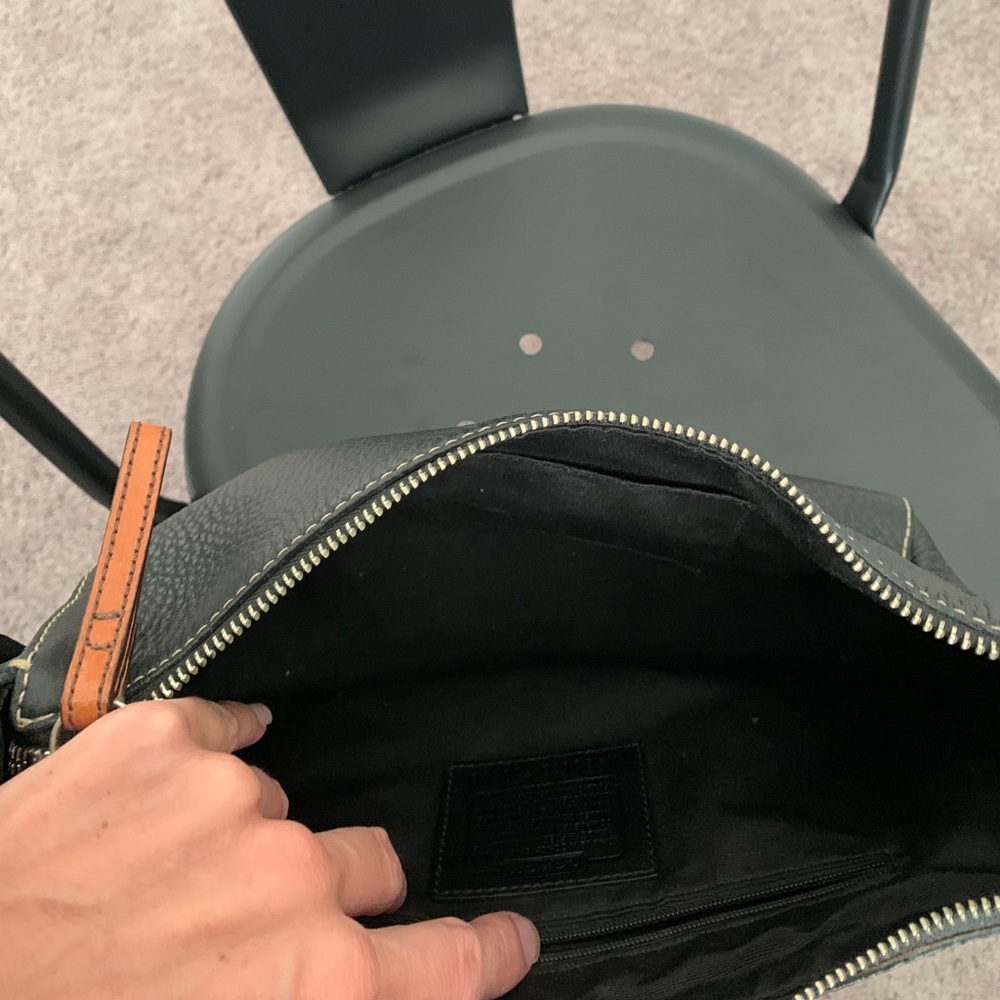 Coach - Picture 2 of 5